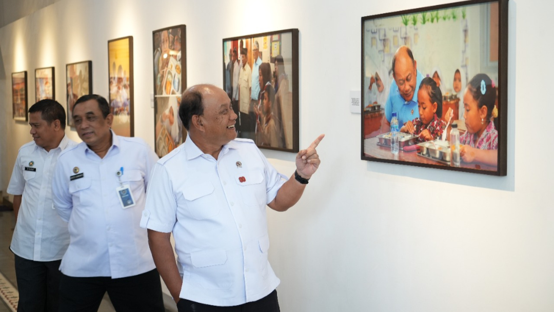 Kepala Badan Gizi Nasional Pidie Apresiasi Pameran Fotografi Satu Tahun BGN Pidie