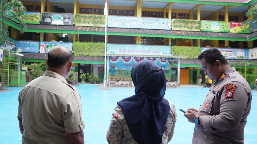 BGN Pidie Dampingi Pemulihan Psikologis Siswa SDN 01 Kalibaru